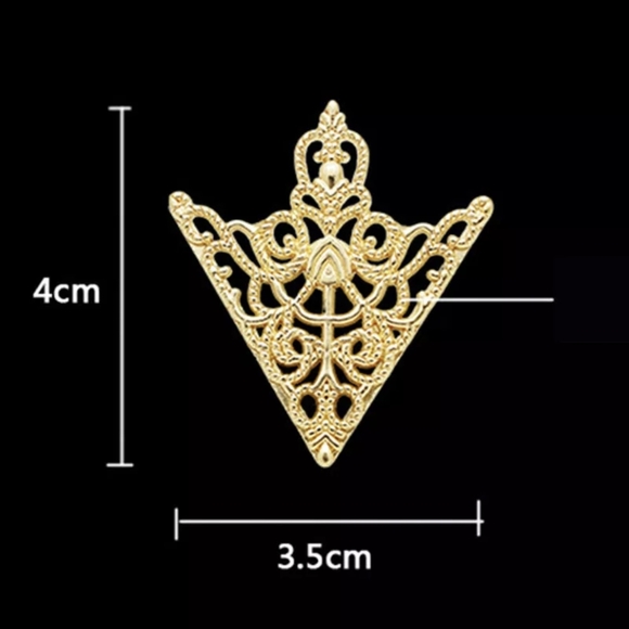 🧛‍♂️ Filigree Lapel Point Pin Set - Picture 8 of 8